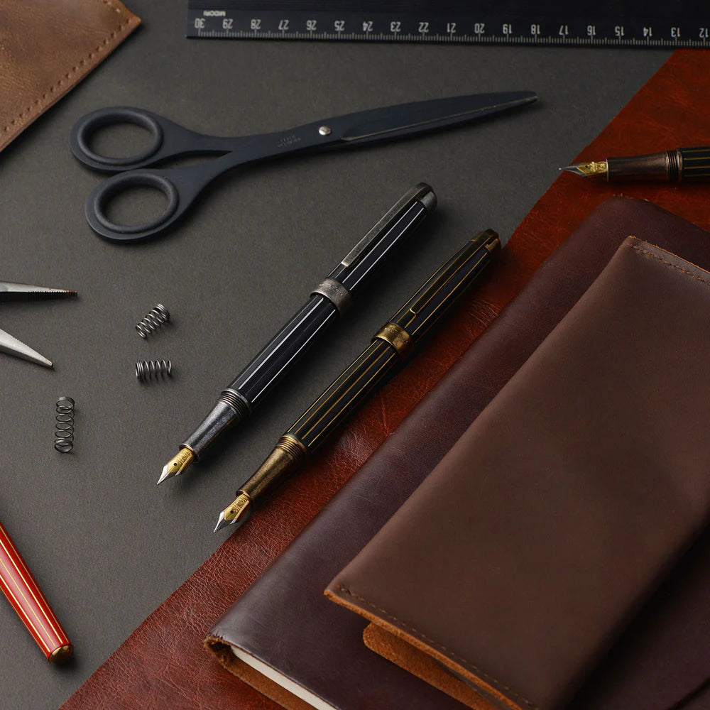 Laban Antique II Gunmetal Fountain Pen