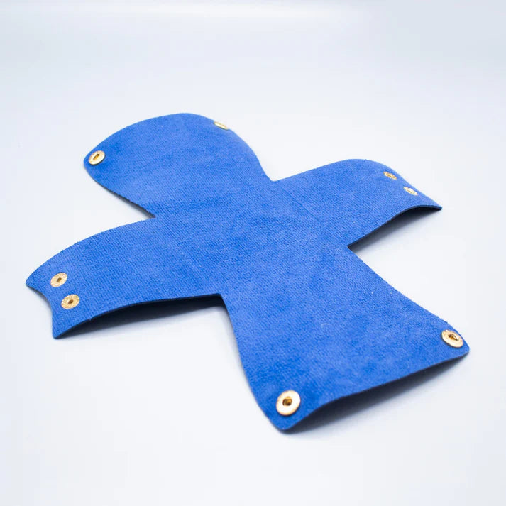 Epitome Foldable Leather Pen Stand Beige Tan