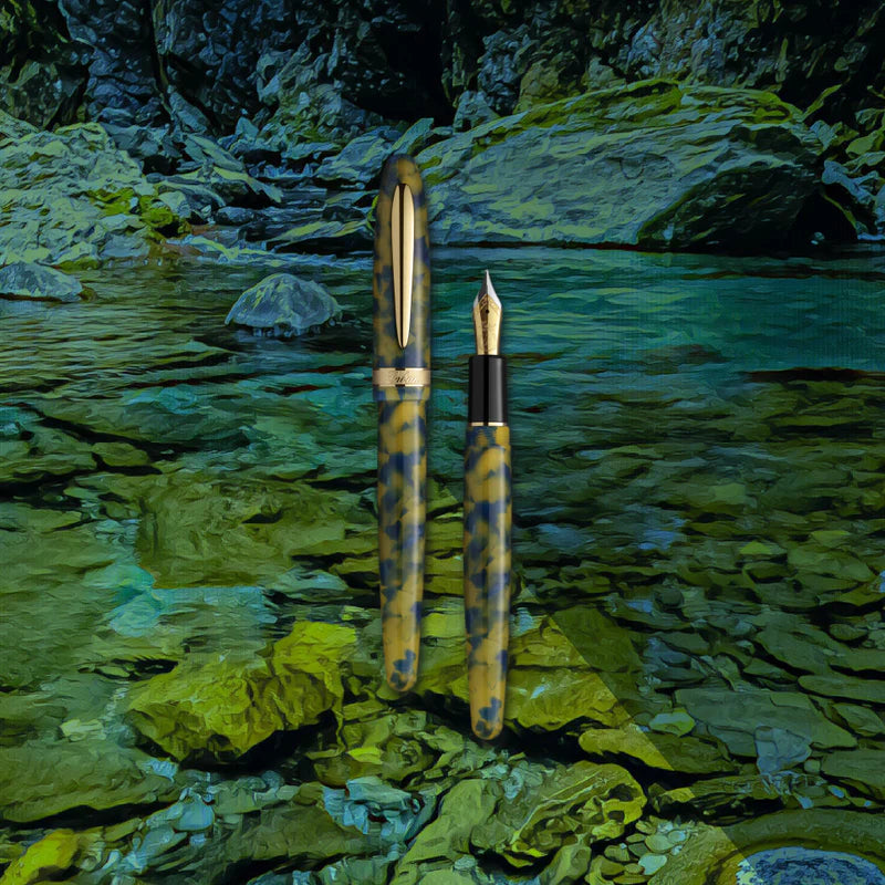 Laban Taroko Lake Reflection Fountain Pen