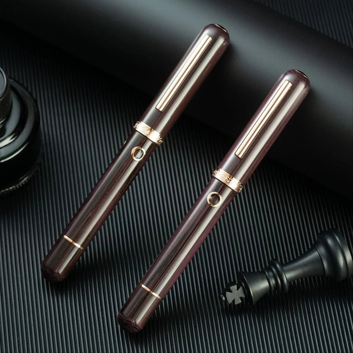 Nahvalur Nautilus Stylophora Berry Fountain Pen
