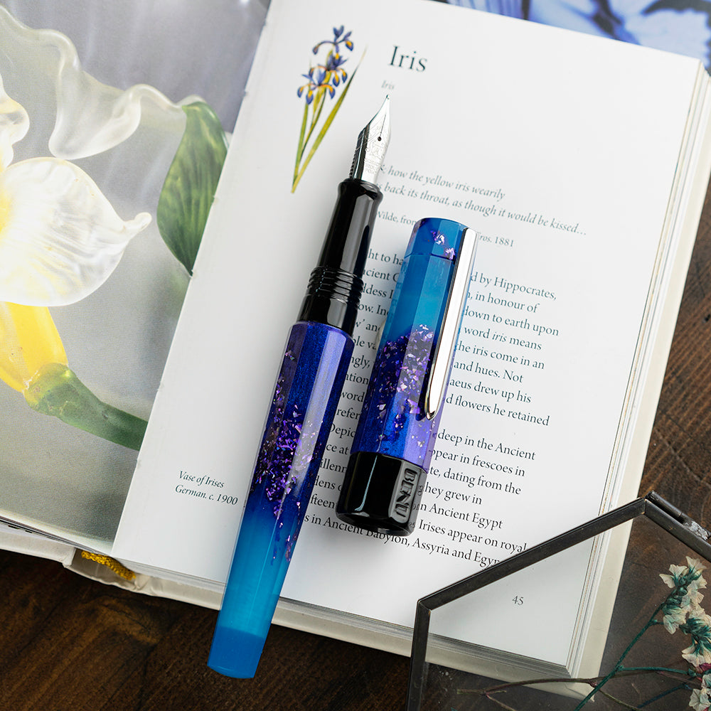Benu Euphoria Scent Of Irises Luminescent Fountain Pen
