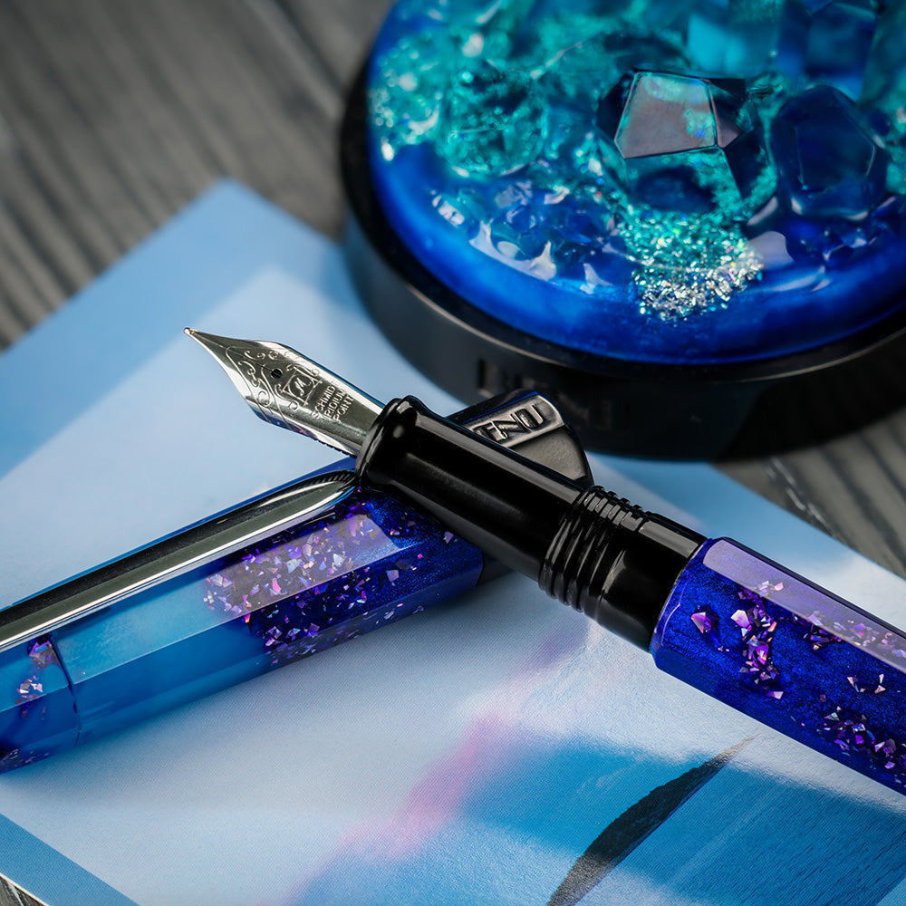 Benu Euphoria Scent Of Irises Luminescent Fountain Pen