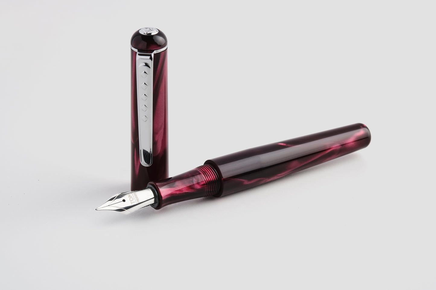 Tom Hessin Charles Castle Claret Fountain Pen