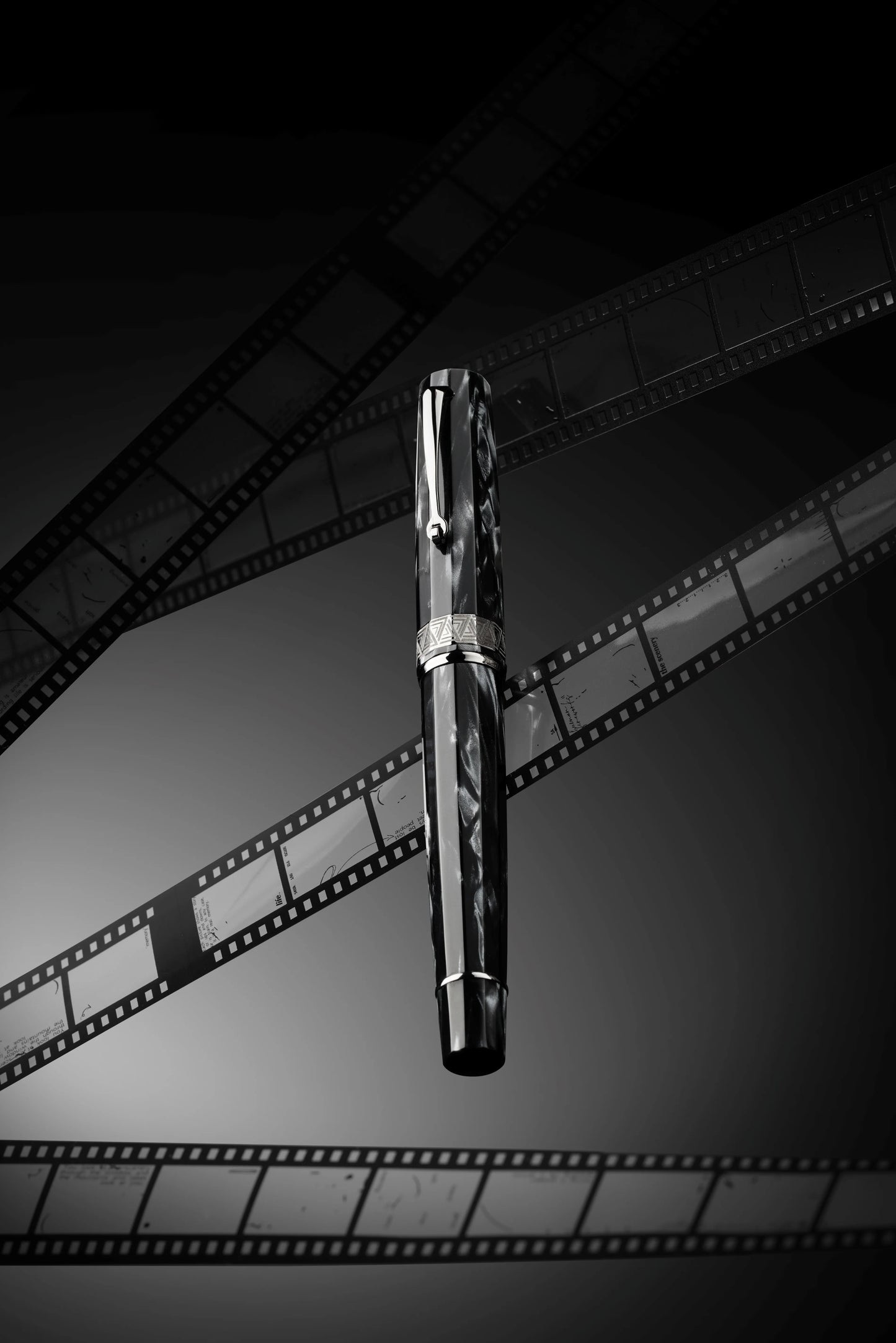 Omas Paragon Fountain Pen in Grigio Perla Ruthenium Trim