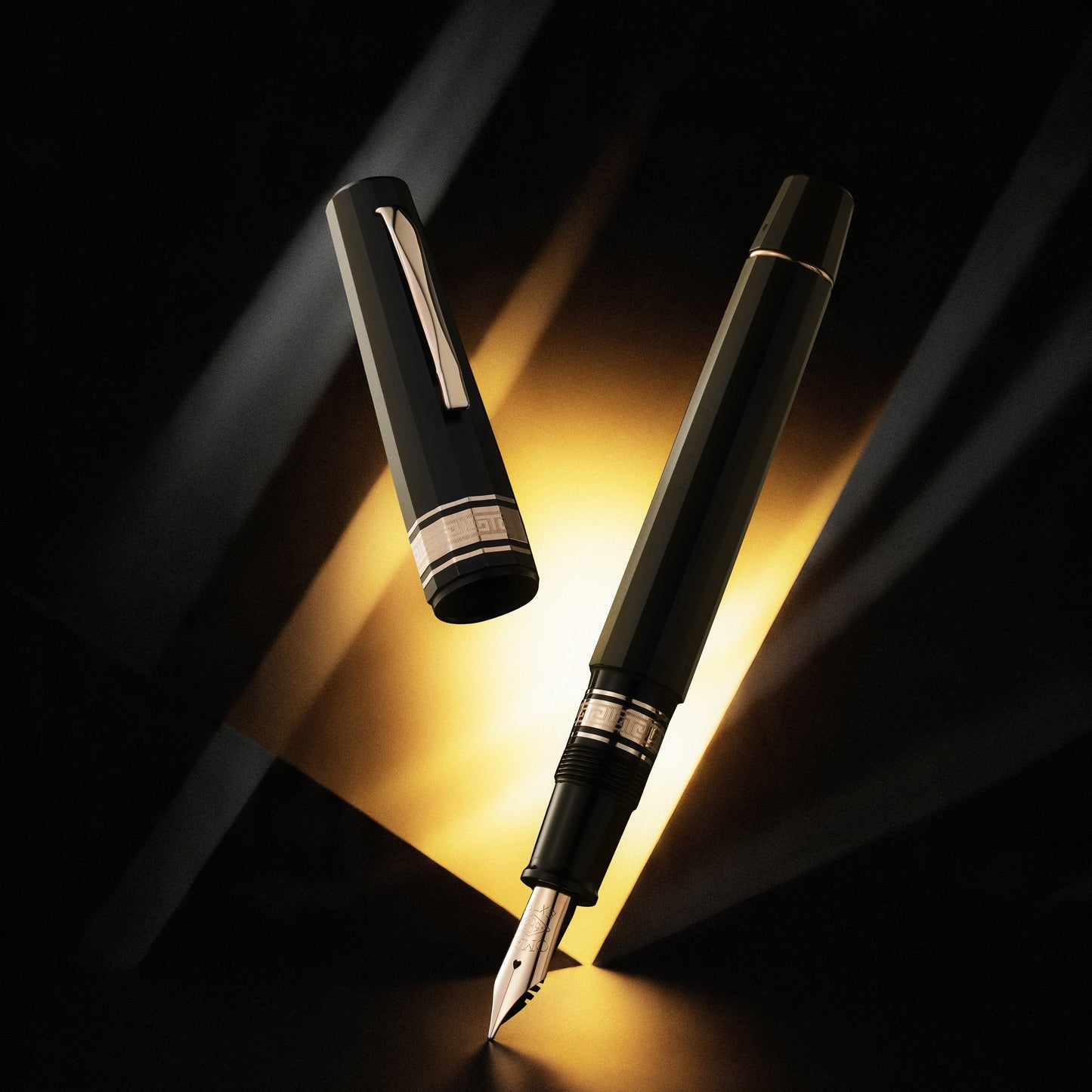 Omas The Paragon: 150625 Fountain Pen