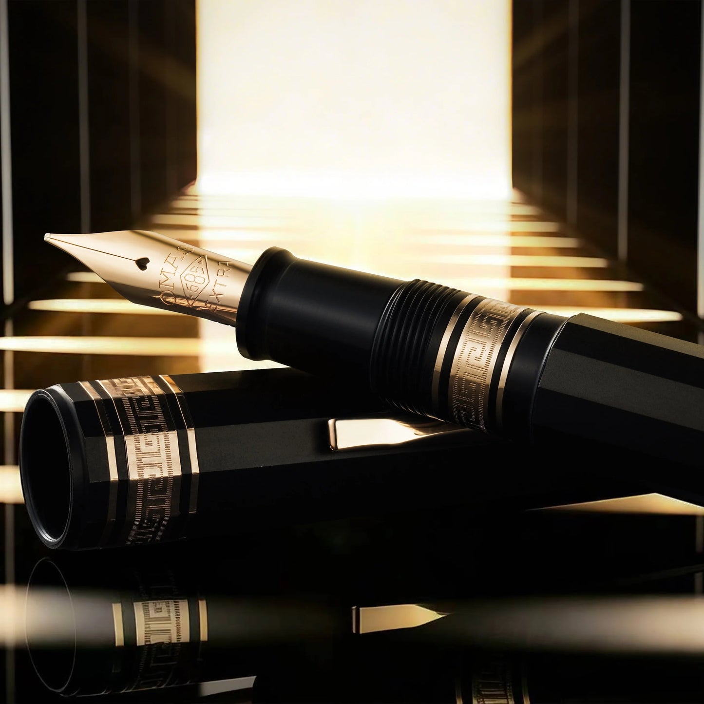 Omas The Paragon: 150625 Fountain Pen