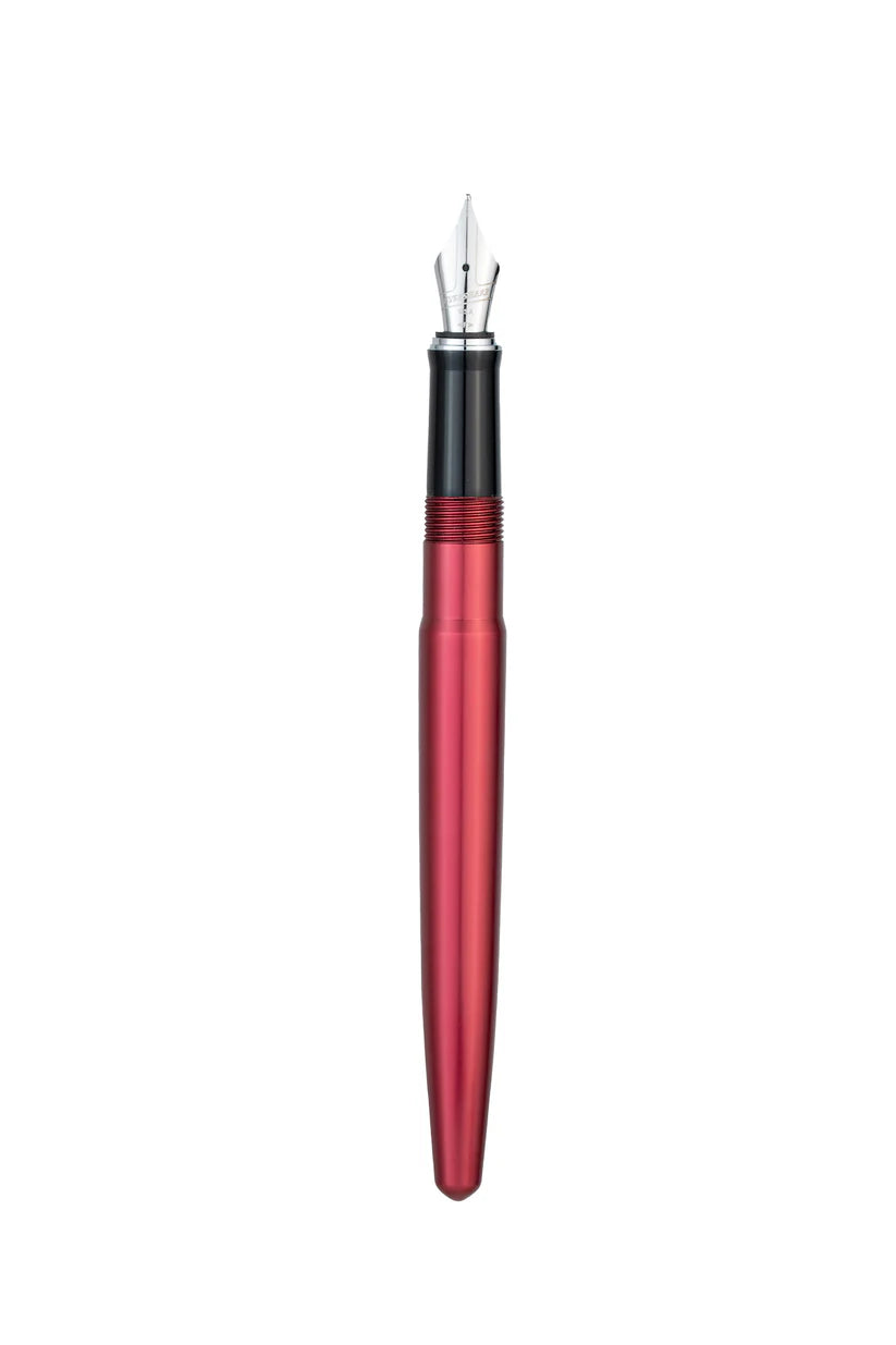 Wahl-Eversharp Skyline Red Silver Trim Fountain Pen
