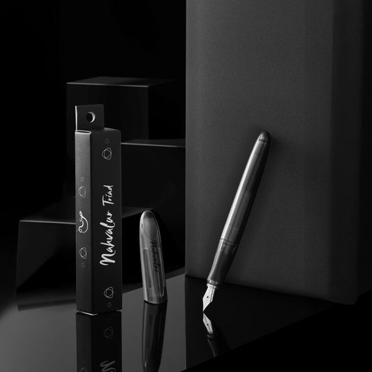 Nahvalur Triad Black